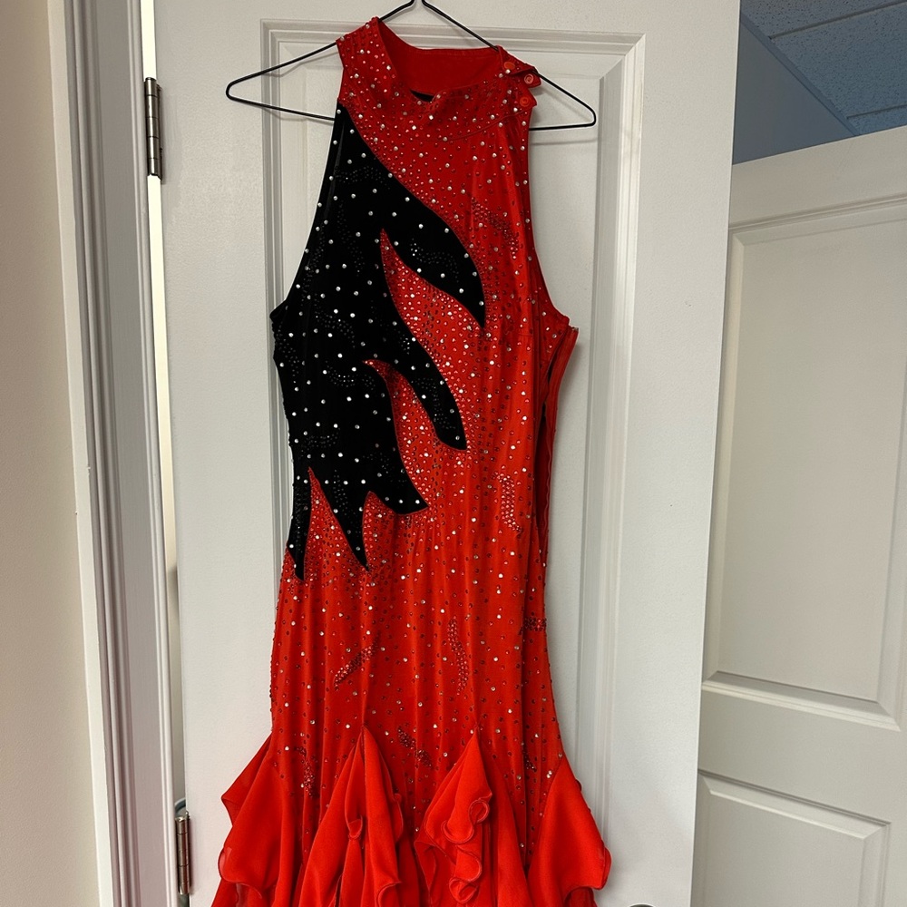 Latin dance costume red & black